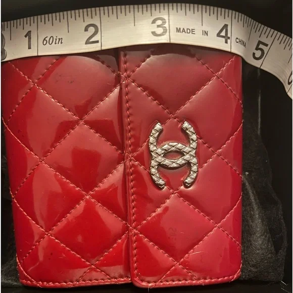 Chanel Shiny Red Quilted Wallet - Picture 6 of 14